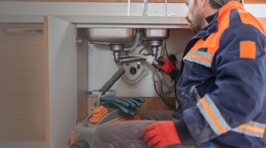 Kitchen Plumbing in Commiskey, IN